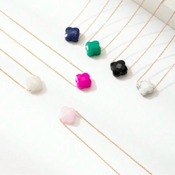 NWT 18k Gold plated stainless steel genuine rose quartz necklace 18” gift box - Picture 2 of 6